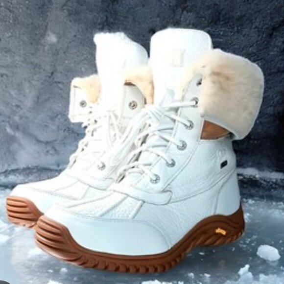 Ugg Australia Adirondack Boot II White Women's Winter Boots - Picture 1 of 15